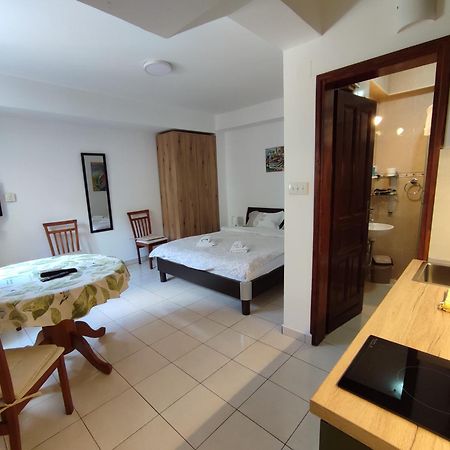 קוטור Studio Apartman Radimir חדר תמונה