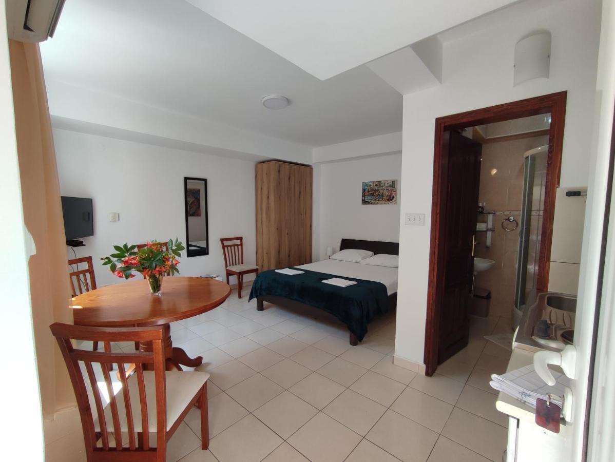 קוטור Studio Apartman Radimir מראה חיצוני תמונה